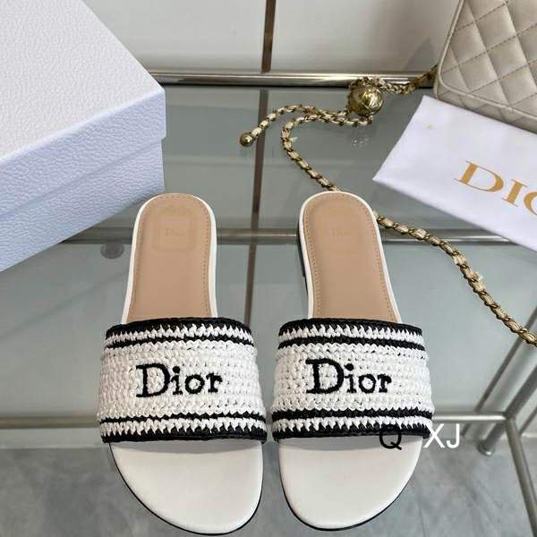 Picture of Dior Slippers _SKUDiorsz35-40XJ06042943